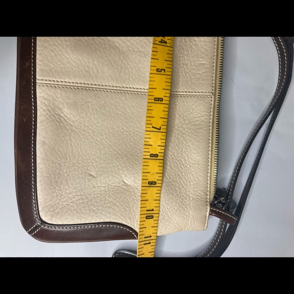 Dooney Bourke Tan Leather Pebbled Shoulder bag - Picture 4 of 8